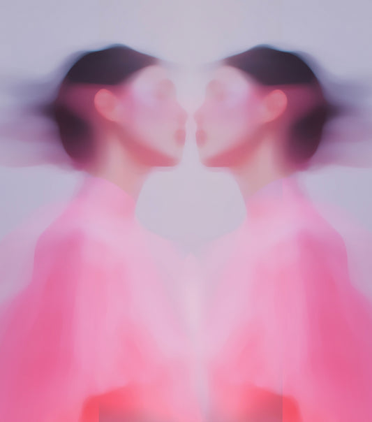 Kissing the mirror, kunst i små opplag, eksklusiv veggkunst, håndkolorert, portrett, abstrakt kunst